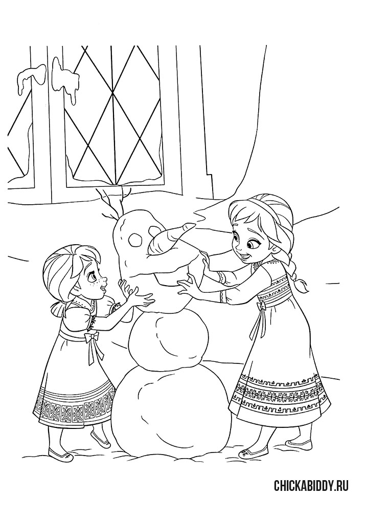 Анна и Эльза лепят снеговика